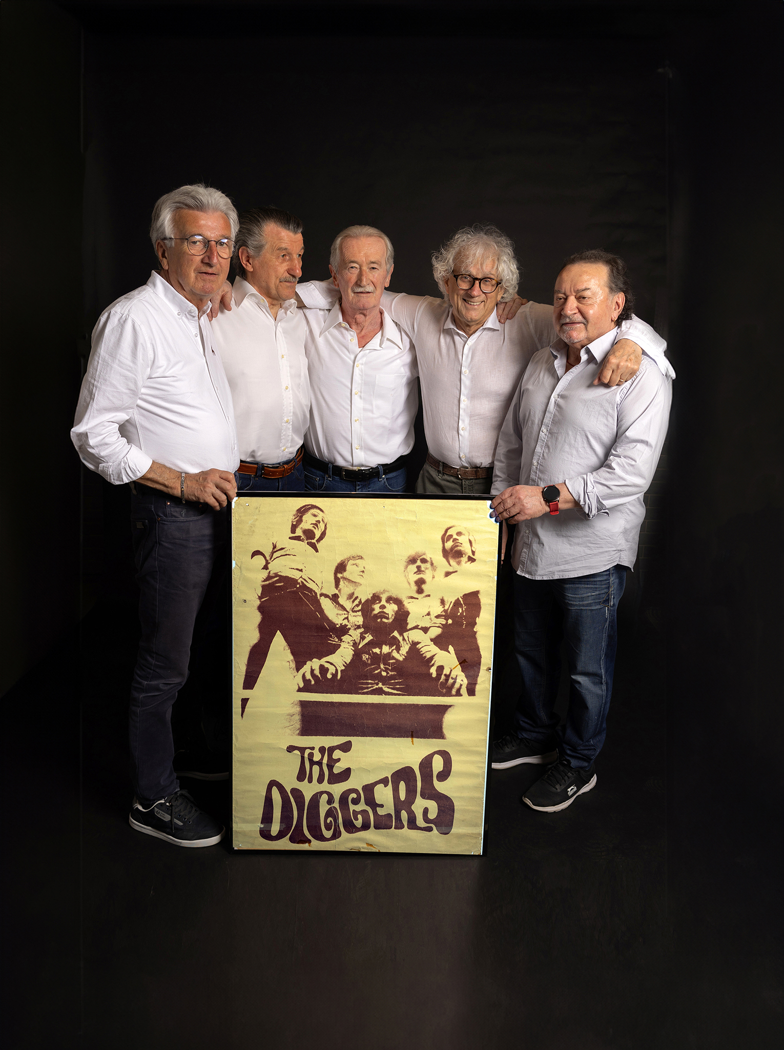 Il gruppo con la locandina storica